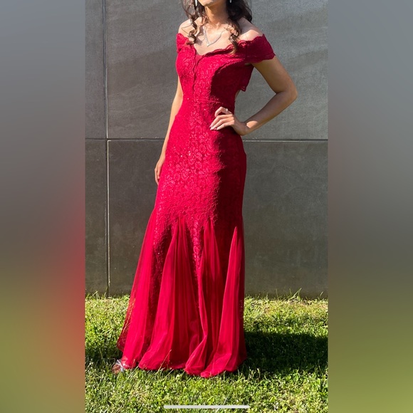 Prom Dress!! - Picture 4 of 4